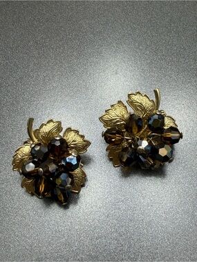 🎃🎃🎃Vintage Cha Cha  Leaf Cluster Earrings with Smoky Crystal Beads